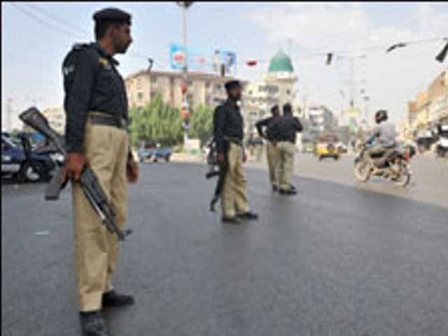 ایسٹ زون کراچی سے 38ملزمان گرفتار، اسلحہ و مال مسروقہ برآمد