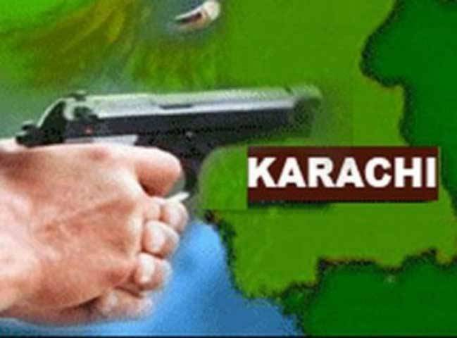 کراچی میں کارپر فائرنگ سے عالم دین سمیت دو افراد جاں بحق،احتجاج ، مظاہرین بم حملے میں بال بال بچے ، مجلس وحدت المسلمین کا سوگ