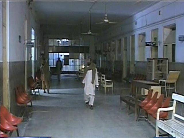 بلوچستان کے ہڑتالی ڈاکٹروں کی تنخواہیں روک دیں گئیں ، 73مظاہرین ڈاکٹر معطل