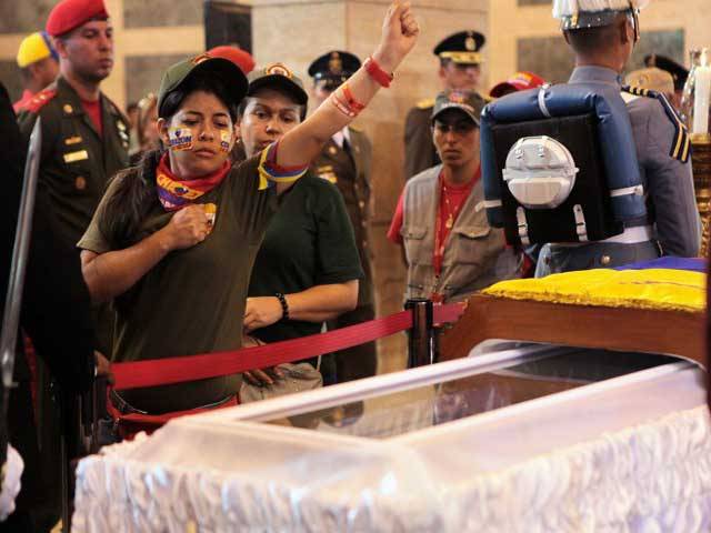 وینزویلا کے آنجہانی صدر ہوگو شاویز ملٹری میوزیم میں سپرد خاک 