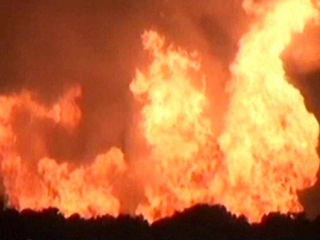 بونیر :نامعلوم افراد نے فائرنگ کے بعد گھر کو آگ لگا دی،4افراد جھلس کر جاں بحق