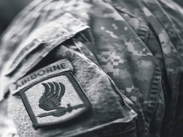 دو امریکی فوجیوں نے حاملہ خاتون کو زیادتی کا نشانہ بنا ڈالا