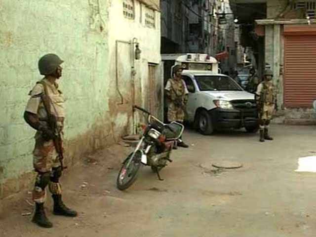 کراچی: پولیس اور رینجرز کی مشتر کہ کارروائیاں،1 ملزم ہلاک