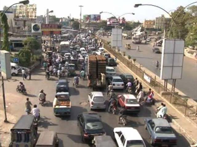  اہلسنت والجماعت کا دھرنا جاری ، سڑکوں پر بدترین ٹریفک جام 