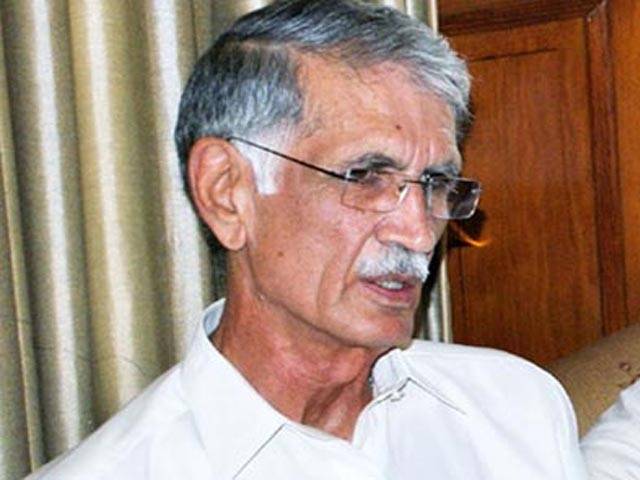 عمران خان کے بعد اب وزیراعلیٰ خیبرپختونخواہ پرویز خٹک کے بھی وارنٹ گرفتاری جاری