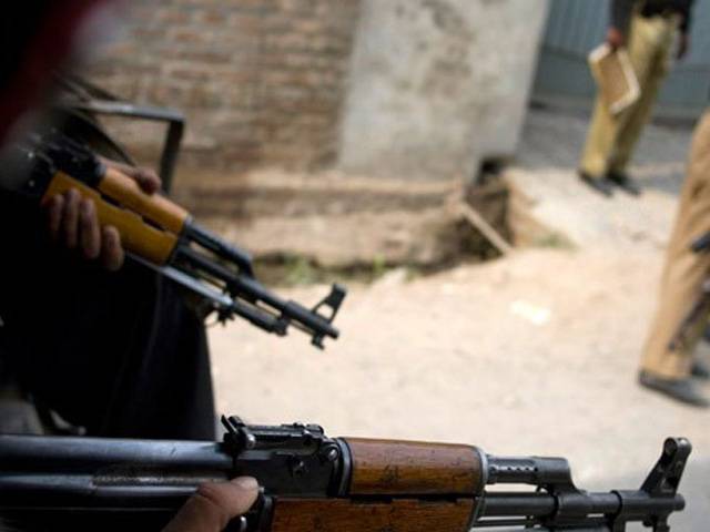 منگھو پیر میں پولیس مقابلہ ، کالعدم تحریک طالبان کے3دہشت گردہلاک