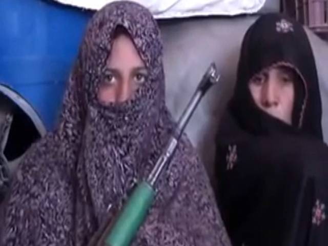 پچیس طالبان مارنے والی باہمت افغان خاتون ریزہ گل کو بہادری کا میڈل مل گیا