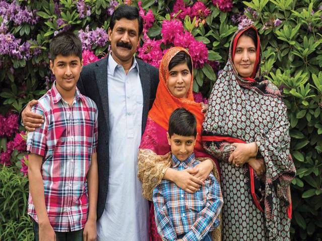 ملالہ یوسفزئی کے خاندان نے 2015ءمیں وطن واپسی کا عندیہ دیدیا