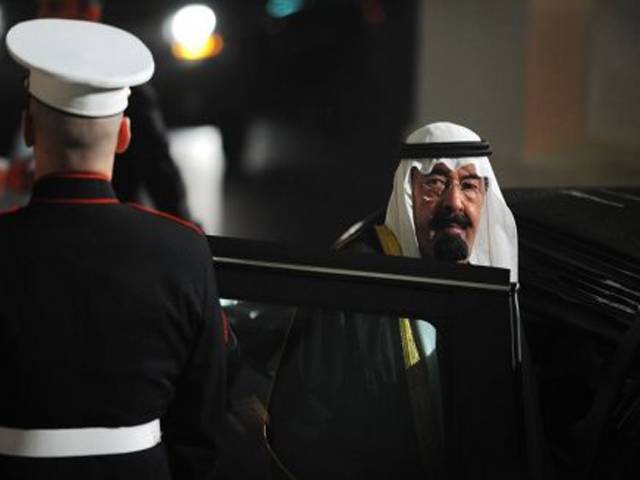 سعودی فرمانروا کے انتقال کی خبر کے ساتھ ہی تیل کی قیمتوں میں اضافہ 