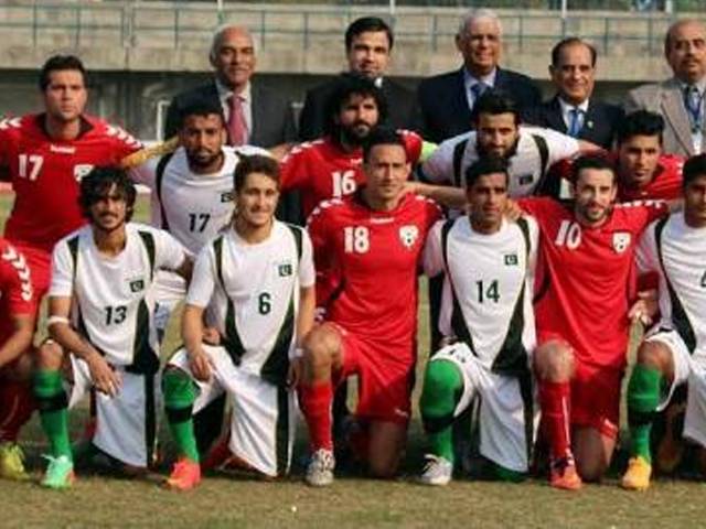 پاکستانی فٹ بال ٹیم نے افغانستان کو 2-1 سے شکست دیدی