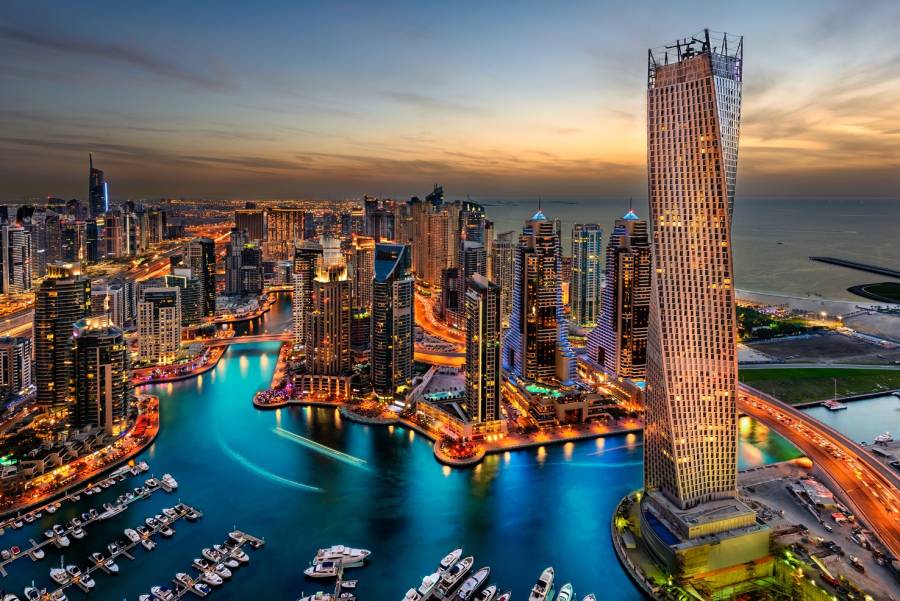 متحدہ عرب امارات میں غیر ملکیوں کو اہم ترین حق مل گیا 