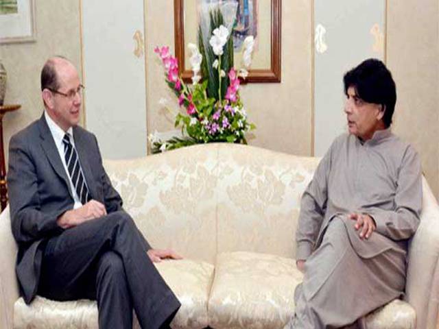 برطانوی ہائی کمشنر کی وزیرداخلہ چوہدری نثارعلی خان سے ملاقات ، عمران فاروق قتل کیس میں پیش رفت پر تبادلہ خیال