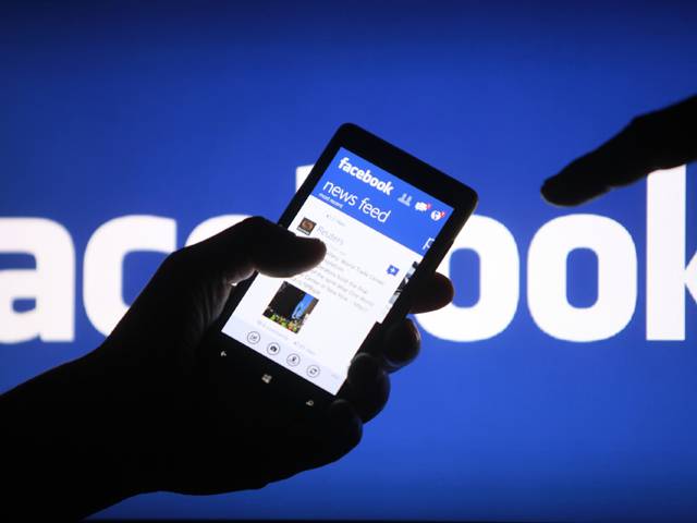 دنیا بھر کے نوجوان فیس بک کا استعمال کیوں چھوڑ رہے ہیں؟ تحقیق کاروں نے ایسی حیران کن وجہ بتادی جس کا ہم کبھی سوچ بھی نہ سکتے تھے