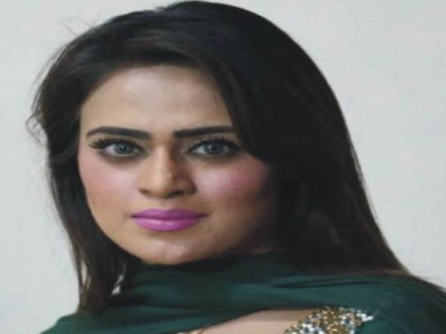 زارا اکبر کی پرفارمنس، صوبیہ خان خائف ہوکر ڈرامہ چھوڑ گئیں