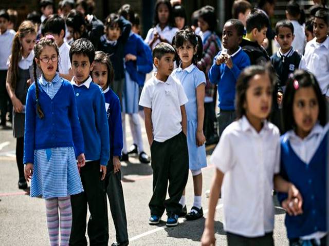 برطانیہ کے مختلف سکولوں نے مسلمان بچوں پر روزہ رکھنے پر پابندی لگا دی ،مسلم تنظیمیں میدان میں آگئیں