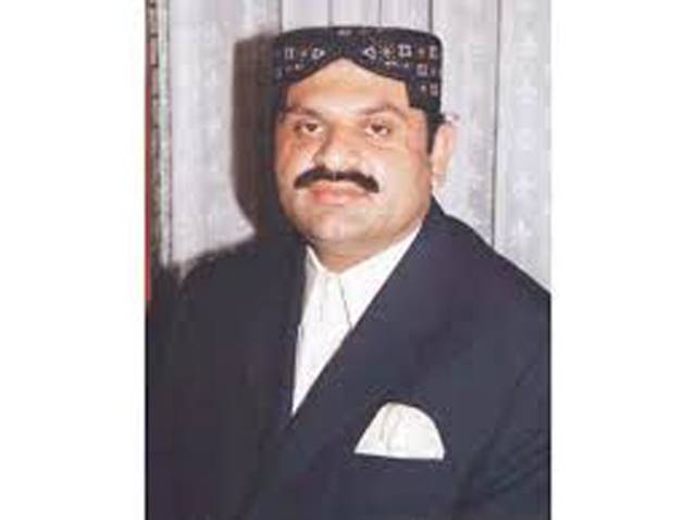  برقعہ پوش چوروں نے سندھ کے وزیرعلی نواز مہر کی گاڑی چوری کرلی