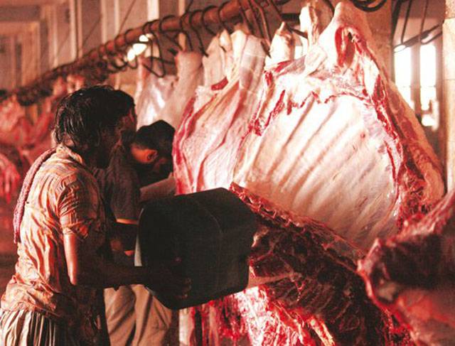 پنجاب میں مضر صحت گوشت بیچنے والوں کے خلاف کریک ڈاﺅن ،35افراد گرفتار ،سینکڑوں من گوشت تلف