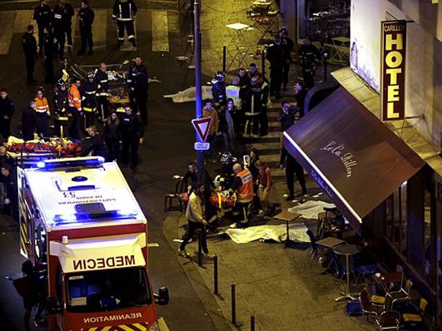 پیرس حملے، ہال میں پھنس جانے والے شہری کا فیس بک پر دل دہلا دینے والا پیغام