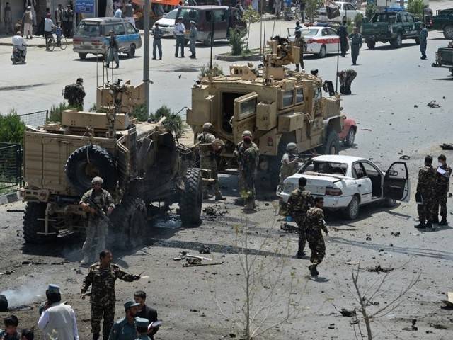 کابل میں خودکش حملہ ، ڈرائیور ہلاک ، افغانی الیکشن کمیشن کااعلیٰ افسر شدید زخمی 