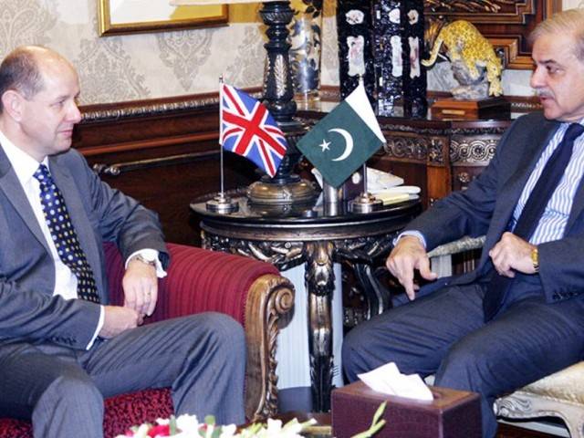 وزیراعلیٰ پنجاب سے پاکستان میں برطانیہ کے ہائی کمشنرفلپ بارٹن کی ملاقات ، باہمی دلچسپی کے امورپر تبادلہ خیال