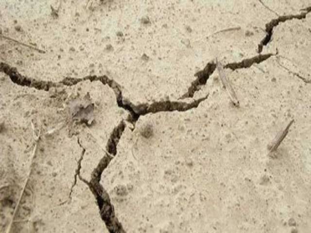 لاہور سمیت پاکستان کے متعدد شہر زلزلوں کے شدید جھٹکوں سے لرز گئے، آفٹر شاکس آسکتے ہیں، محکمہ موسمیات