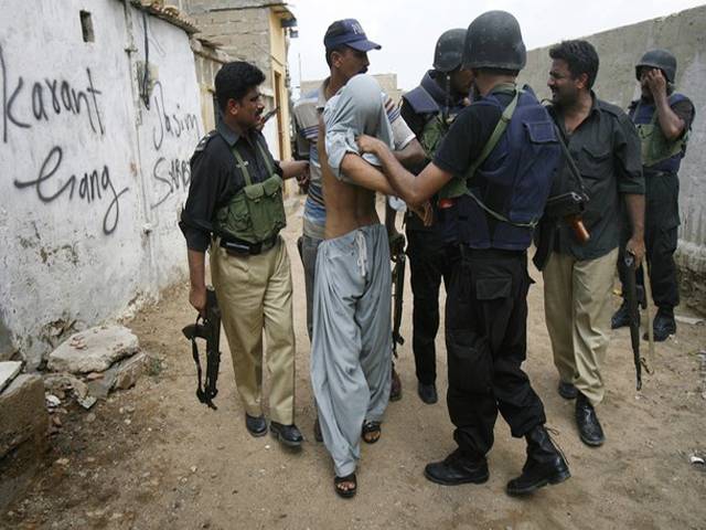کراچی فائرنگ کے واقعات میں 4 افراد جاں بحق، ٹارگٹ کلر سمیت 19 ملزم گرفتار