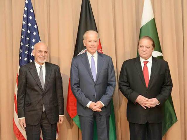 وزیراعظم کی امریکی نائب صدر اور افغان صدر سے ملاقات،چارسدہ حملے کی مذمت، افغان مفاہمتی عمل کا جائزہ لیاگیا