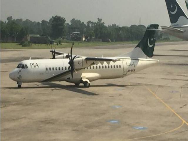 پی آئی اے کا متروک طیارہ مسقط میونسپل انتظامیہ نے تحویل میں لے لیا