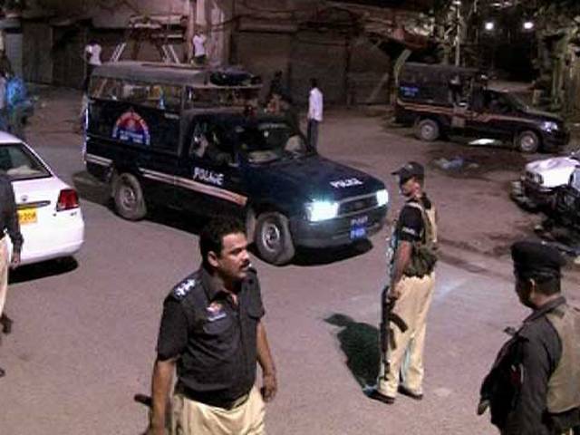 کراچی: پولیس مقابلے میں تین دہشتگرد ہلاک، بھاری اسلحہ برآمد