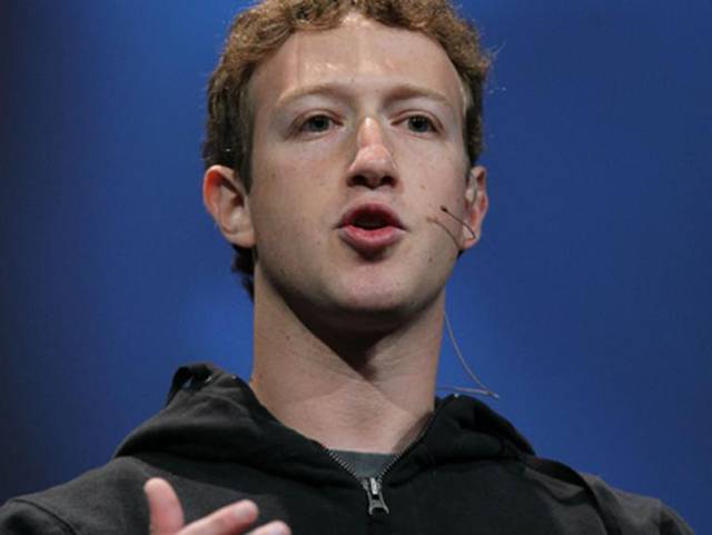 فیس بک کے بانی مارک زکر برگ بھی ڈونلڈ ٹرمپ پر برس پڑے 