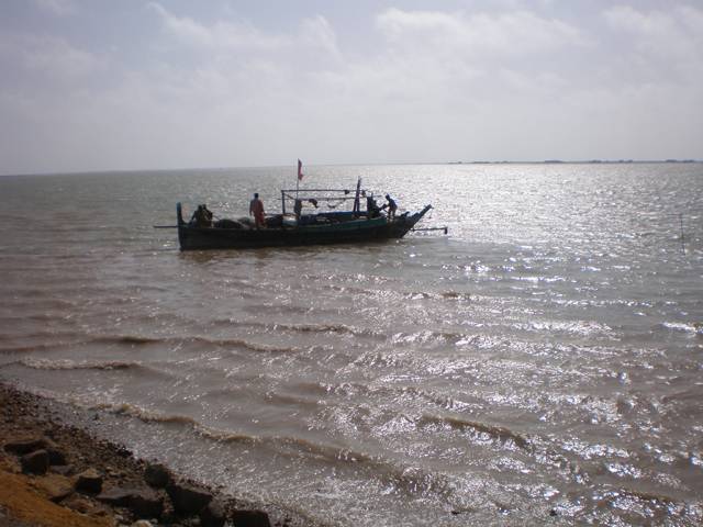 دریائے سندھ سے 3افراد کی بوری بند لاشیں برآمد : پولیس