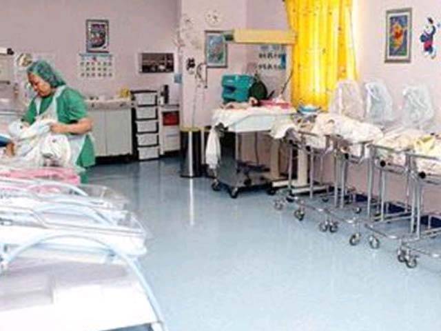 سعودی خواتین میں بغیر کسی طبی مسئلے کے ’ بذریعہ آپریشن ولادتوں ‘کارجحان 35فیصد تک پہنچ گیا 