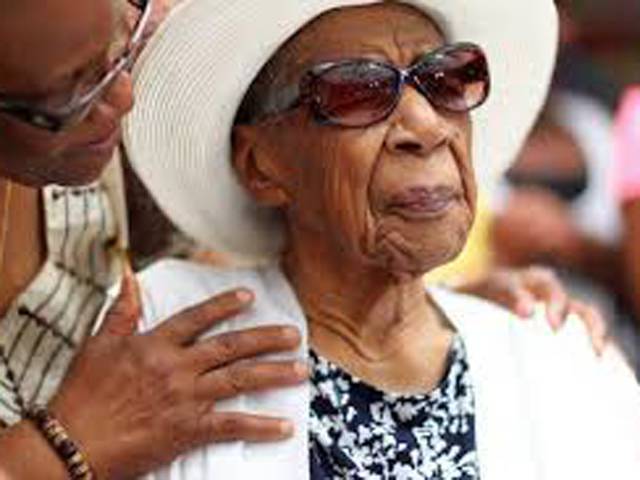 دنیا کی بوڑھی ترین خاتون سوزینا موشیٹ جانز 116 سال کی عمر میں نیویارک میں انتقال کر گئیں