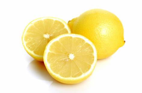 رات کو 3 لیموں کاٹ کر سرہانے رکھنے کا کیا فائدہ ہوتا ہے؟ جان کر آپ آزمائے بغیر نہ رہ پائیں گے