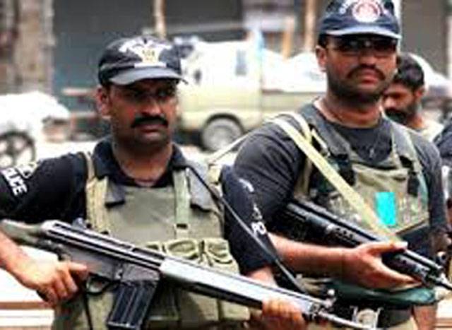 لاہور میں سی ٹی ڈی نے کارروائی کر کے مبینہ دہشت گرد کو گرفتار کر لیا ،دو دستی بم برآمد