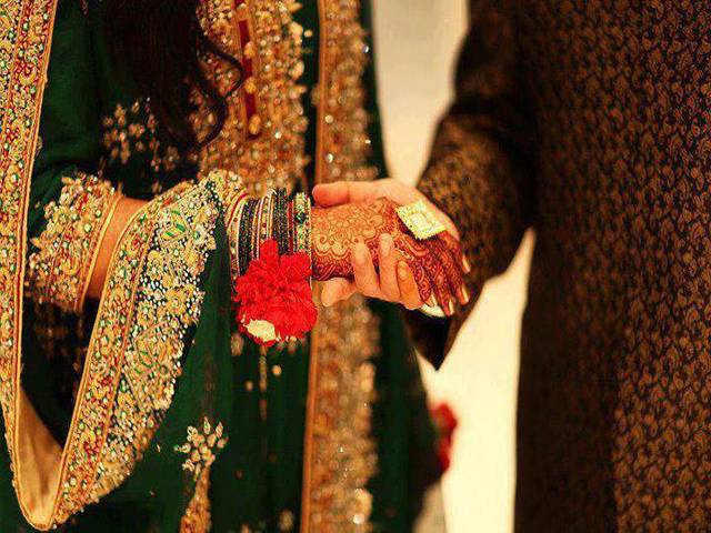 سانگھڑ: ہندو خاندان نے بیٹی کو قبول اسلام اور مسلمان نوجوان سے شادی کی اجازت دیدی