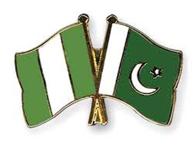 پاکستان اور نائیجیریا میں جے ایف 17 تھنڈر کا معاہدہ حتمی مراحل میں ہے، برطانوی جریدہ
