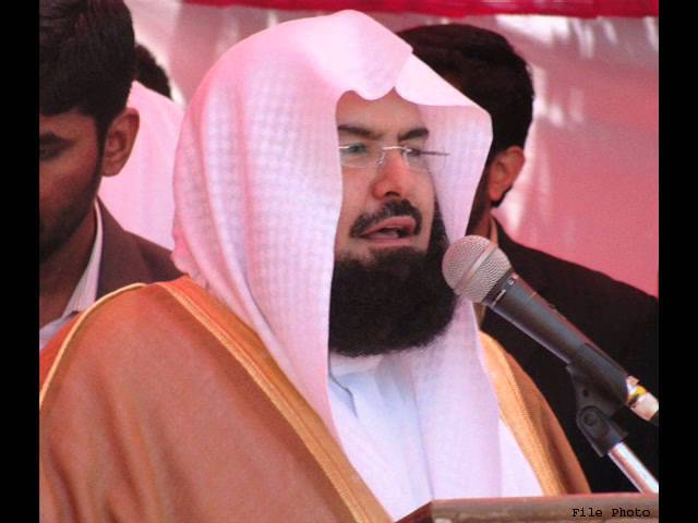 امت مسلمہ کے نوجوان گمراہی کی راہ پر گامزن اور عورتیں آزادی کی طرف مائل ہیں،امام کعبہ