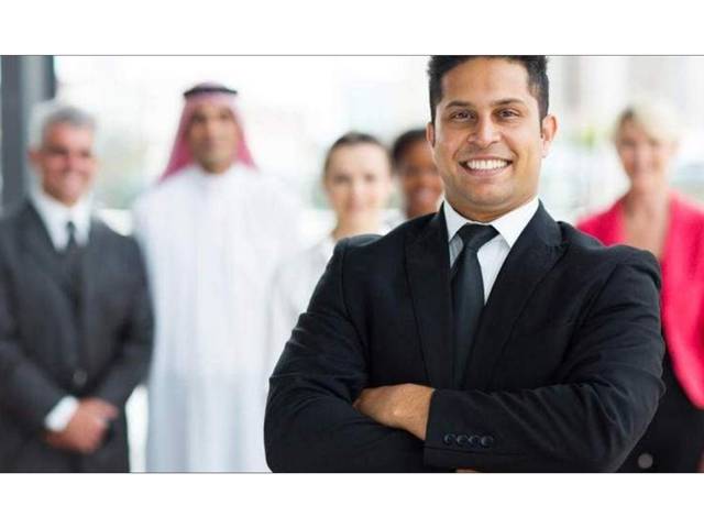متحدہ عرب امارات میں خصوصاً پاکستانیوں کیلئے انتہائی پرکشش نوکریوں کا اعلان ہوگیا، آپ بھی فائدہ اُٹھاسکتے ہیں