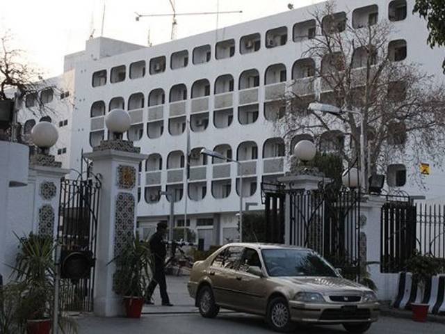 بھارتی ہائی کمیشن کے سفارت کارسربجیت سنگھ پاکستان چھوڑ گئے