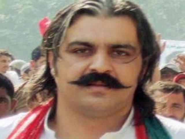 اسلحہ برآمدگی :رصوبائی وزیر علی امین گنڈا پور کے خلاف تھانہ بارہ کہو میں مقدمہ درج