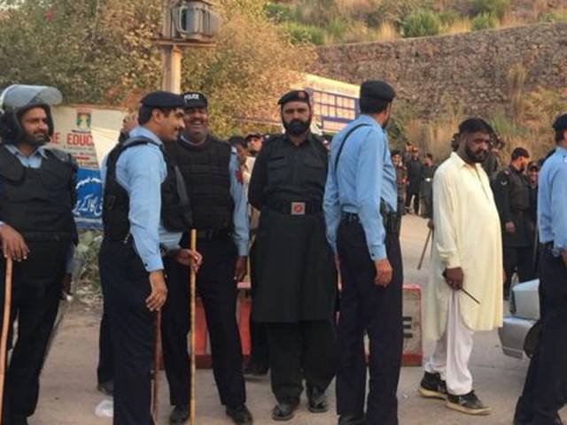 عمران خان کے گھر کا محاصرہ : اسد عمر نے اسلام آباد ہائیکورٹ میں درخواست دائر کر دی