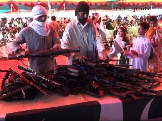 بلوچستان میں 200سے زائد فراریوں نے ہتھیار ڈال دئیے 