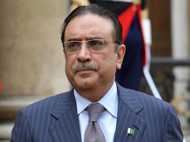 آصف زرداری کا پاکستان واپس آنے کا اعلان، عمران خان کھیلنے کو چاندنی مانگ رہے ہیں: سابق صدر