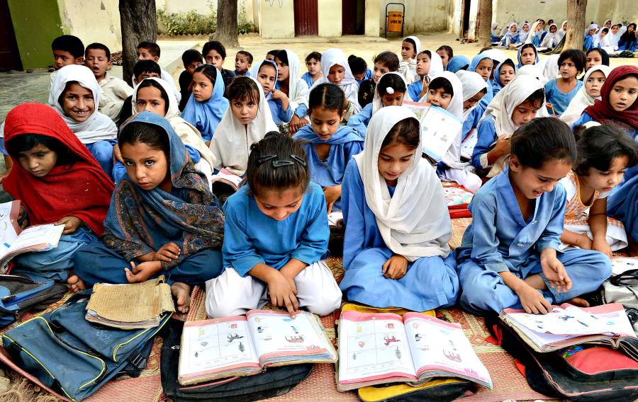 لڑکیوں کو سکول نہ بھیجنے والے ممالک میں پاکستان دوسرے نمبرپرآگیا