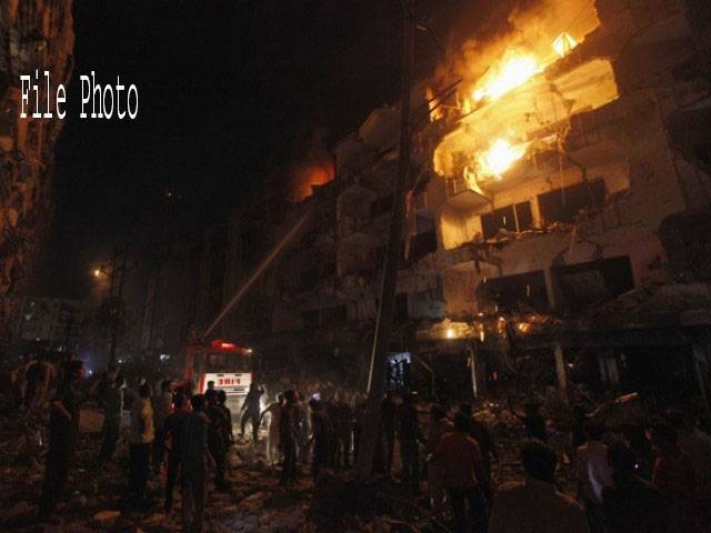 کراچی: بلاول ہاﺅس کے قریب کلفٹن میں لگی آگ پر قابو پا لیا گیا 