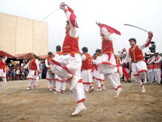 تحصیل خدو خیل میں رقص پر پابندی عائد،سردار حسین بابک کا معاملہ اسمبلی میں اٹھانے کا اعلان 