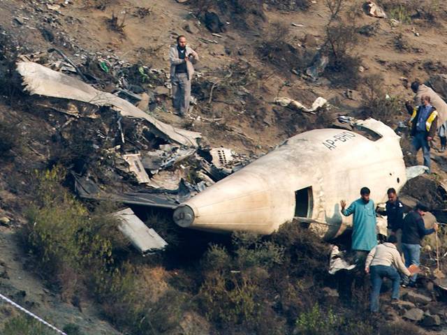 حویلیاں حادثہ، طیارے کے پائلٹ اور انجینئر کی کوتاہی سامنے نہیں آئی : ترجمان سول ایوی ایشن