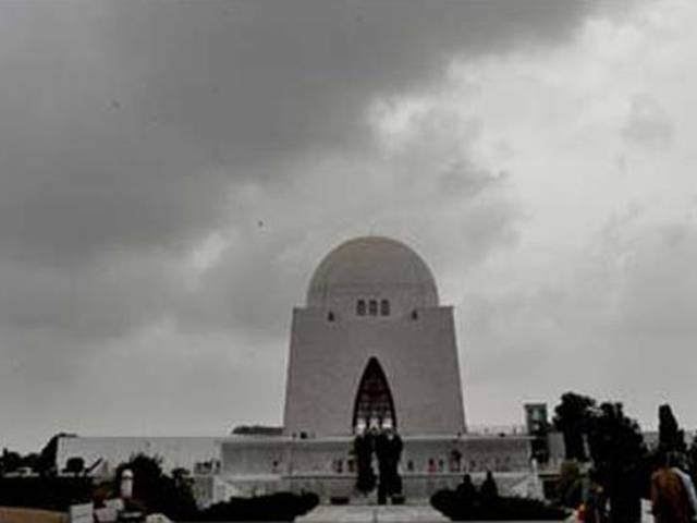 کراچی کے مختلف علاقوں میں بونداباندی ، درجہ حرارت کم ہو گیا