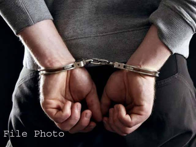 لیاقت آباد میں قانون نافذ کرنیوالے اداروں کی کارروائی ، 2افراد گرفتار